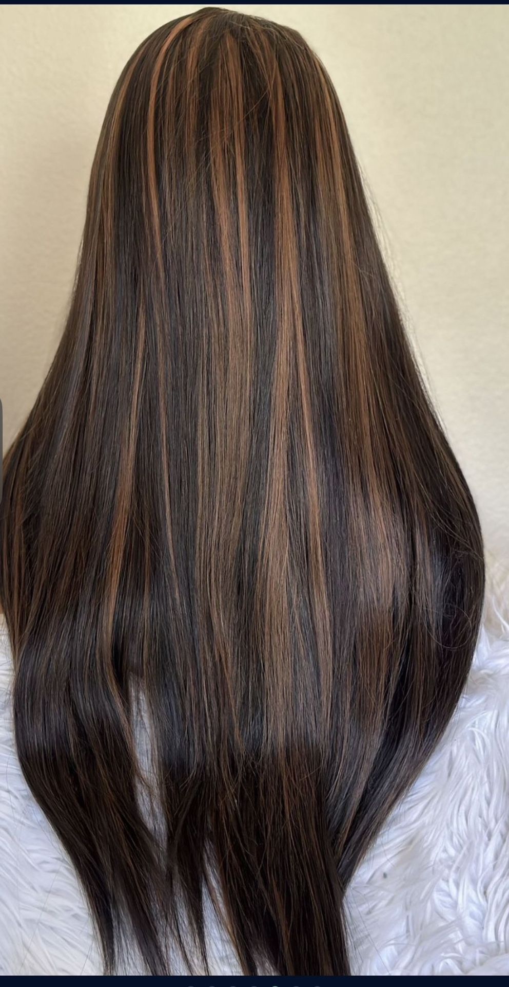 Dark brown with caramel retailers highlights
