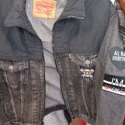 Levi’s Trucker Med.  Jacket Stone Washed Denim & Nylon 