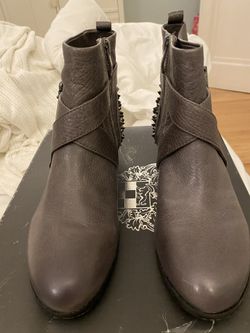 Vince Camuto Brand Grey Short Boots. Size 7.5
