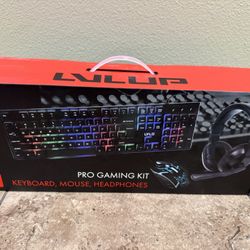 🎮 NEW Gaming Kit – RGB Keyboard, LED Mouse + Headset (Great for PC & Console)