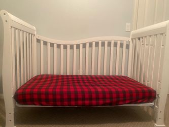 Crib/ Toddler bed & Mattess