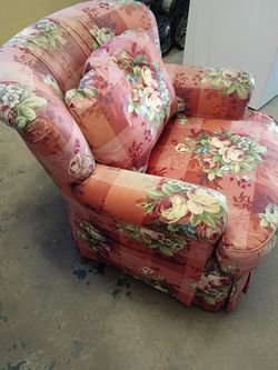 Pearson Floral living room chair