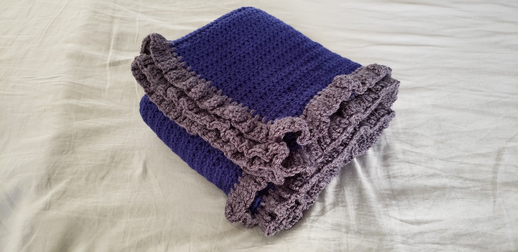 Blue/ gray crochet blanket