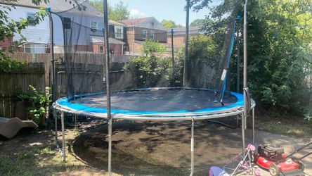 Trampoline