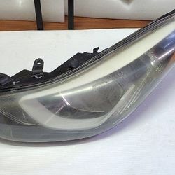14-16 Hyundai Elantra Headlight Assembly 