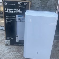  GE 7,000 BTU 3-in-1 Portable Air Conditioner for 300 sq. ft. Small Rooms with Dehumidifier and Remote in White
