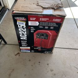 Lincoln Electric 225 Amp Arc/Stick Welder AC225S, 230V 846