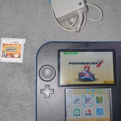 Nintendo 2DS Mario Kart 7 Pre Installed , With Charger, With Pokemon Ultra SUN