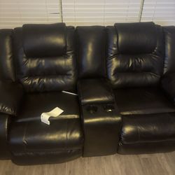 Black leather Sofa 