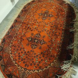 Vintage Red Wool Rug Oval With Fringe