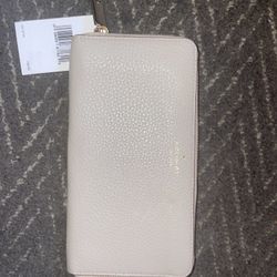 Brand New Kate Spade Wallet