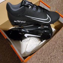 Brand New Nike Softball Cleats