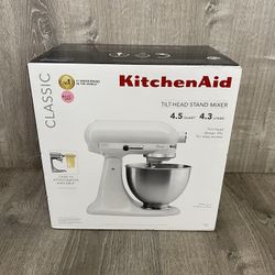 KitchenAid Classic 4.5 Quart Tilt-Head Stand Mixer