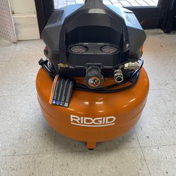 Ridgid 6 Gal Portable Electric Pancake Air Compressor