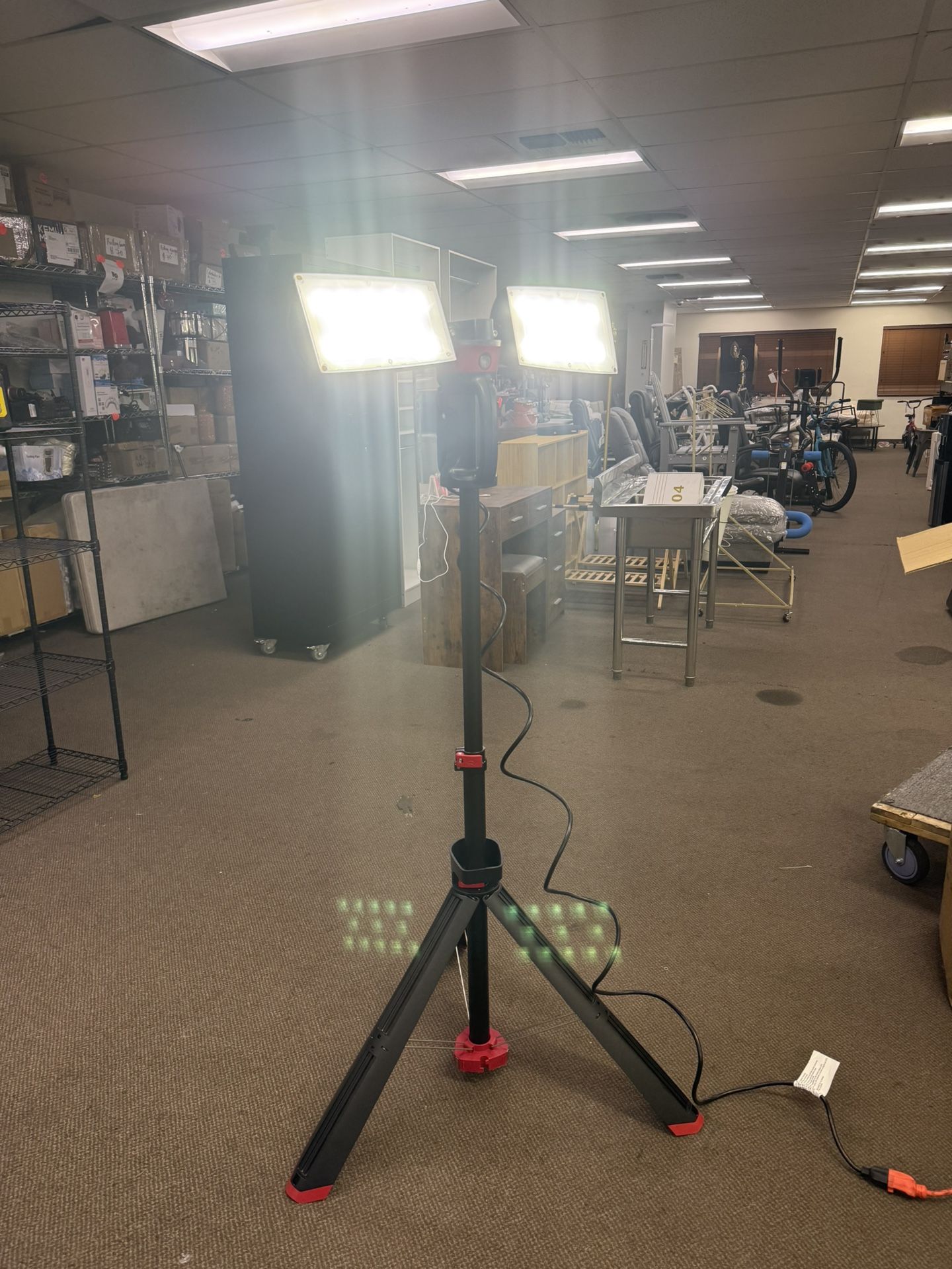 7000 Lumens Portable Corded LED Work Light with Tripod