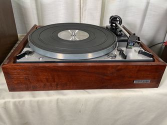 Dual 1229 Turntable with Shure M75B cartridge stylus