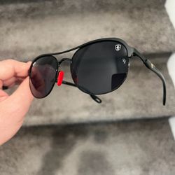 NEW Sunglasses original RayBan 