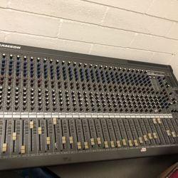 Samson Mixing Console 3200 4BUS.