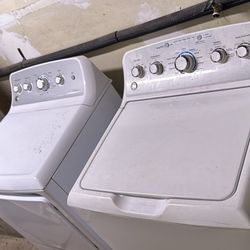 GE Washer & Gas Dryer 