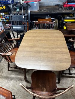 Kitchen table
