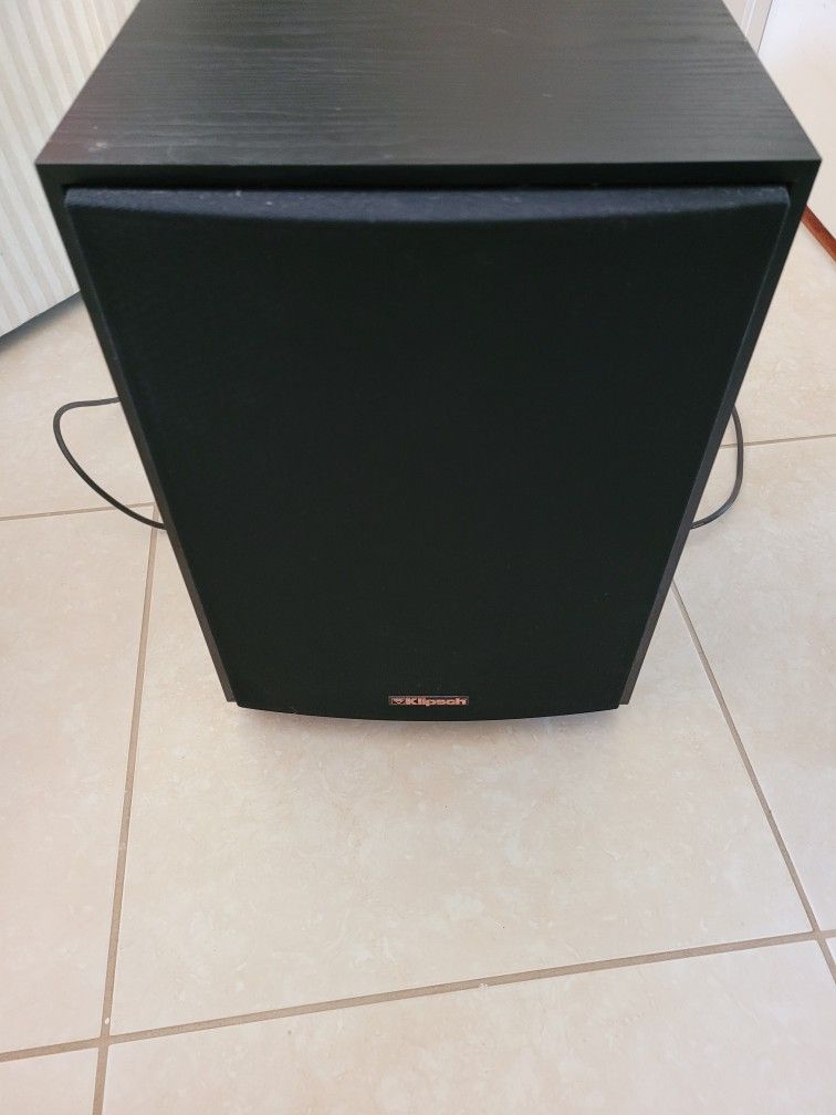 Klipsch Subwoofer. Back Firing