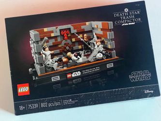 Lego TRASH COMPACTOR DIORAMA