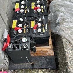 Deep cycle off grid battery set up with charger