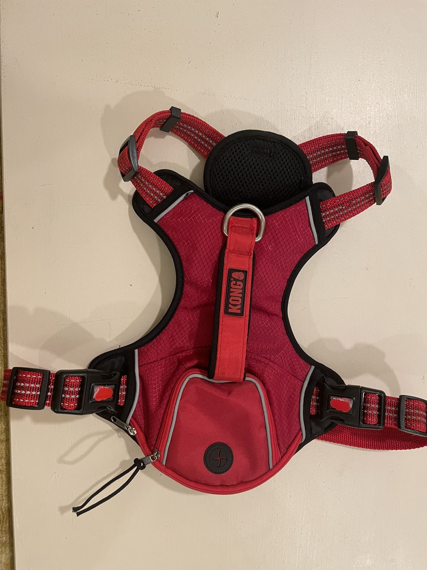 Kong Reflective Collar With Treat Pocket Large