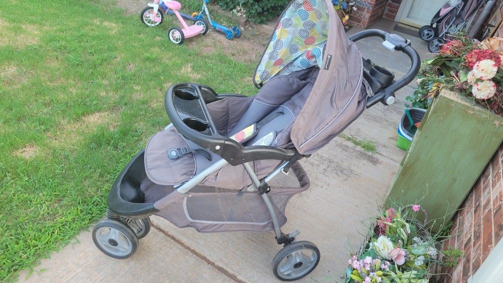 Baby Trend Baby Stroller