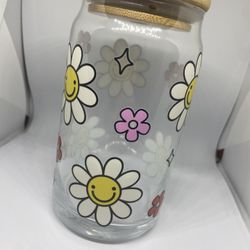 Smiling Daisy Glass Cup