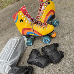 MOXI ROLLER SKATES 