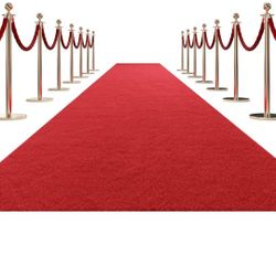 6 Stanchion Gold Post With Rooe And Red Runner