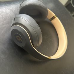 Beats Studio 3 - Wireless Headphones