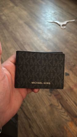 Michael Kors card holder