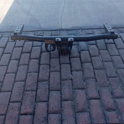 Original GM Trailer Hitch Platform Fits 2000- 2006  Chevy 1500 Suburban And Tahoes Only Also Fits 2000 To 2006  Years GMC Yukon Only