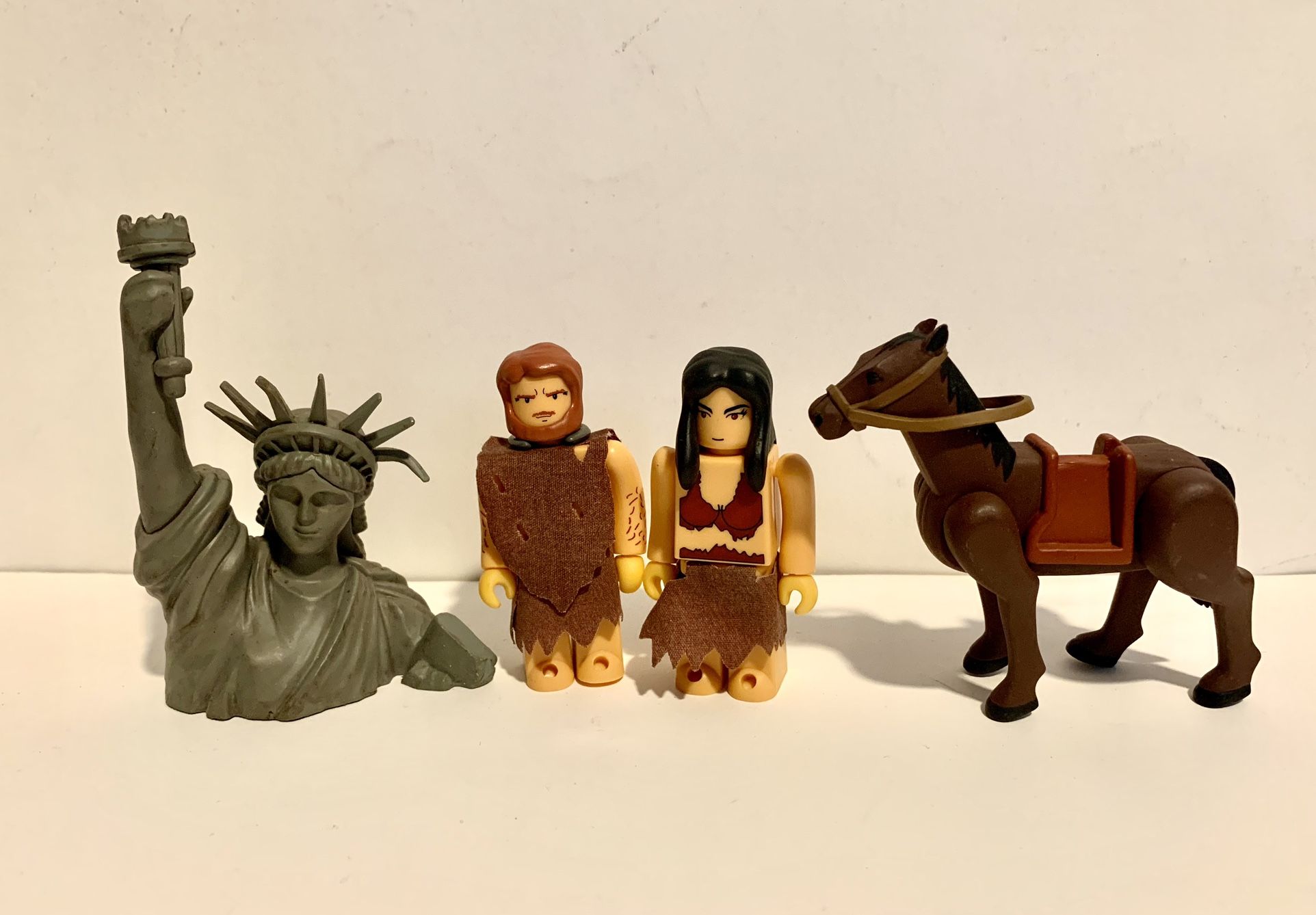 RARE 2000 Kubrick POTA Planet Of The Apes Taylor with Statue of 