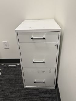Staples 3-Drawer Light Duty Vertical File Cabinet - White