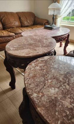 1 small oval marble end side tables