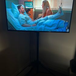 40 inch Philips Roku TV with easel and remote