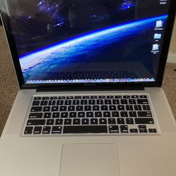 MacBook Pro music Studio 