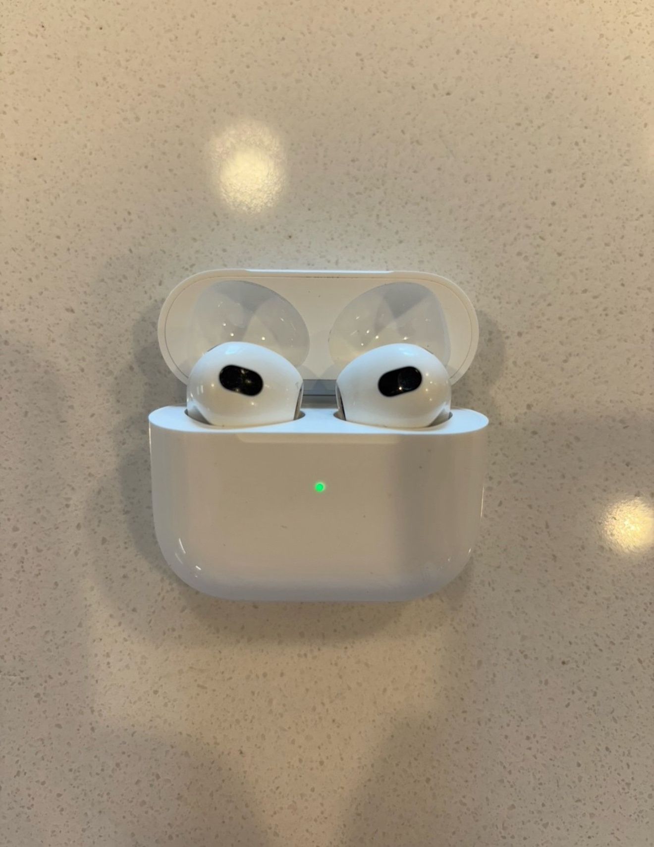 AirPods Gen 3