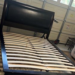 Queen Size Bed Frame 