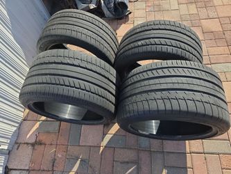 Set of Michelin tires