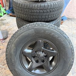 1st gen Toyota tundra rims and tires
