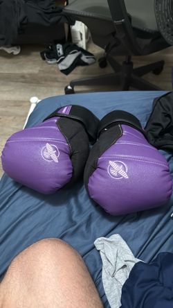 Hayabusa 16oz boxing/MMA/Muay Thai