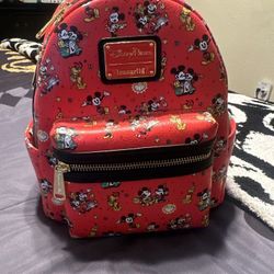 Mickey Mouse & Minnie Mouse Runaway
Railway Loungefly Mini Backpack