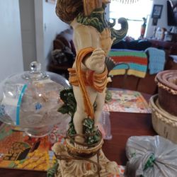 Beautiful Italian Capodimonte Pair Of Lamps