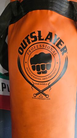 6ft Muy Tai bag weighs over 100lbs.