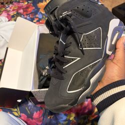 Retro 6 “cap And Gown”