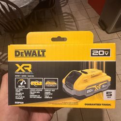 Dewalt 20v power stack 5 ah batt new in box $100 